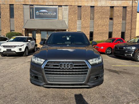 Used 2018 Audi Q7 3.0T Prestige w/ Prestige Package AWD/4WD image 2