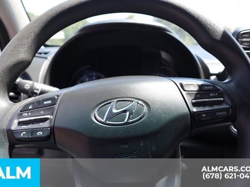 Used 2021 Hyundai Kona SE image 27