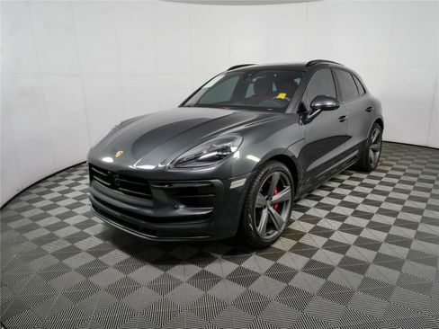 Used 2025 Porsche Macan S AWD/4WD image 29
