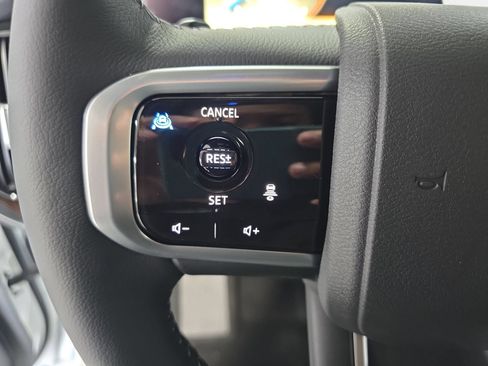 New 2026 Nissan Armada Platinum AWD/4WD image 17
