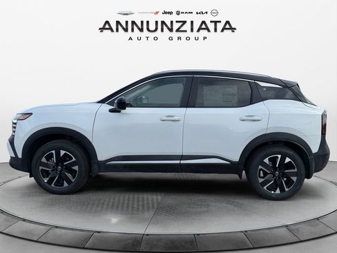 New 2026 Nissan Kicks SV w/ SV Premium Package image 2