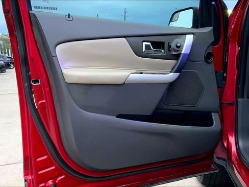 Used 2011 Ford Edge SEL w/ 202A Rapid Spec Order Code image 19