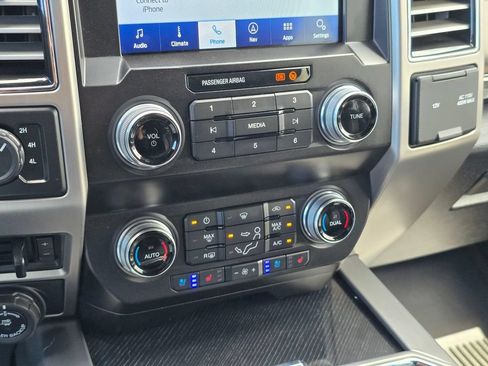 Used 2021 Ford F350 Platinum w/ Tremor Off-Road Package AWD/4WD image 24