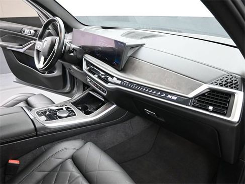 Used 2025 BMW X5 xDrive40i image 23