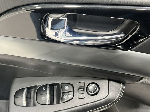 Used 2023 Nissan Maxima SV w/ Floor Mat Group image 13