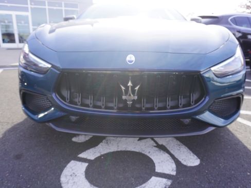 Used 2024 Maserati Ghibli Trofeo image 4
