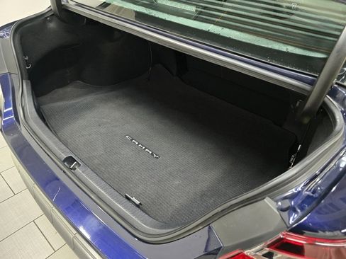 Used 2022 Toyota Camry LE image 17