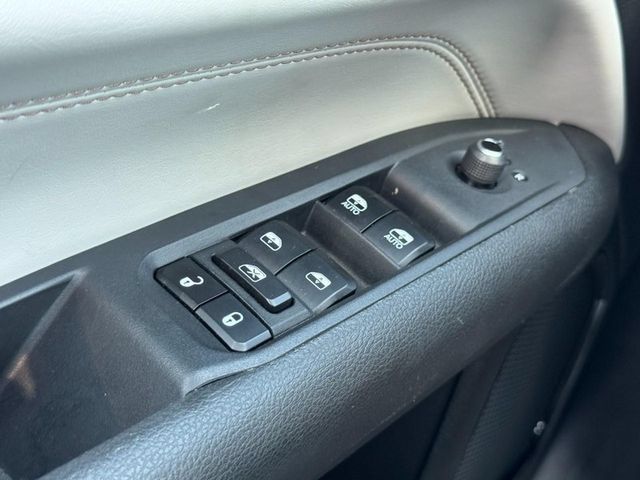Used 2023 Jeep Compass Limited AWD/4WD image 22