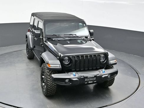 Used 2023 Jeep Wrangler Unlimited AWD/4WD image 34