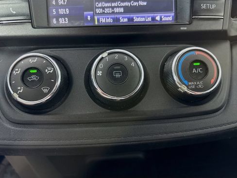 Used 2018 Toyota RAV4 LE w/ All Weather Liner Package FWD image 16