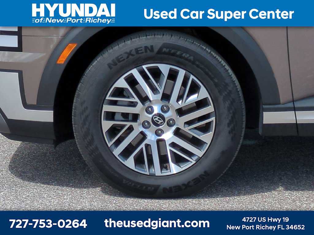 Used 2026 Hyundai Palisade SEL FWD image 11