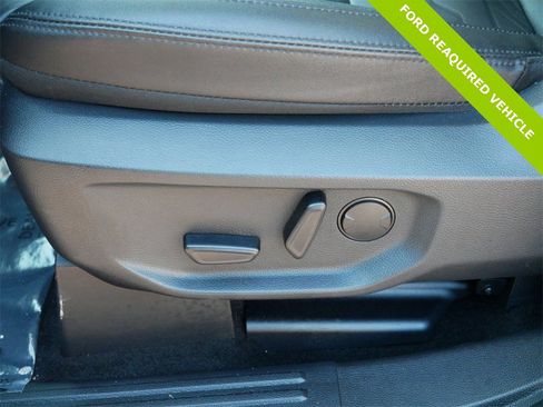 Used 2025 Ford Ranger Lariat w/ FX4 Off-Road Package image 15