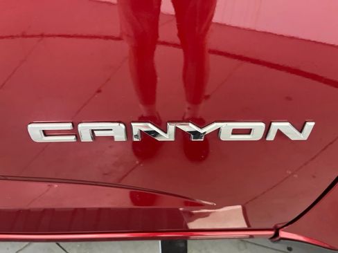 Used 2017 GMC Canyon SLT w/ Driver Alert Package AWD/4WD image 47
