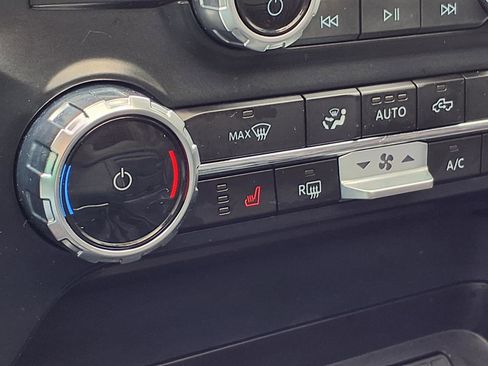 Used 2024 Ford F150 XLT w/ Equipment Group 303A High image 5