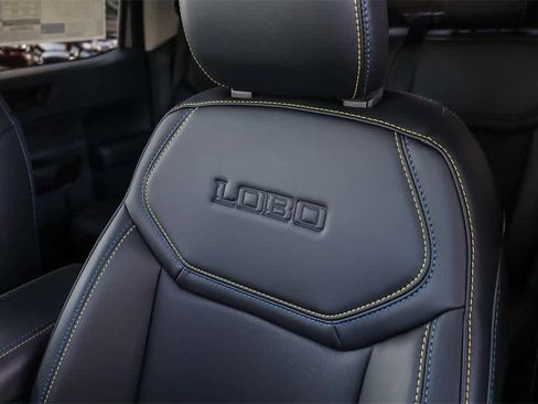 New 2026 Ford Maverick Lobo image 27