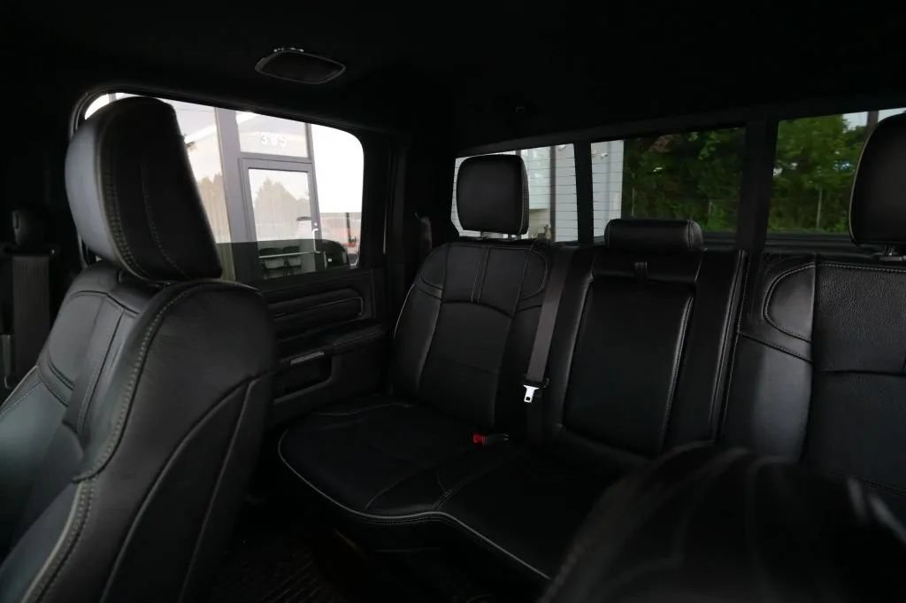 Used 2022 RAM 3500 Limited AWD/4WD image 53