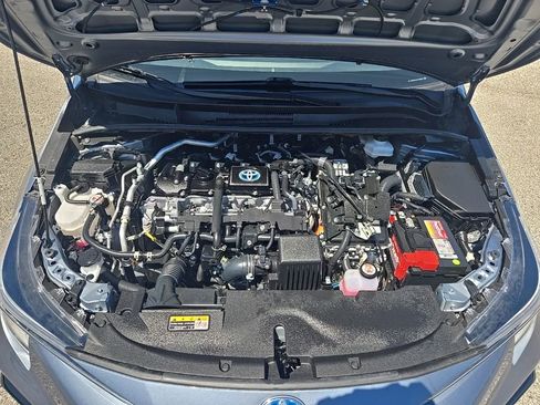 Used 2024 Toyota Corolla SE w/ SE Package FWD image 25