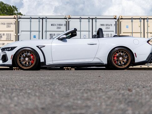 Used 2024 Ford Mustang GT Premium w/ GT Performance Package RWD image 6