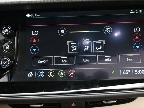 Used 2023 Buick Envision Avenir AWD/4WD image 26