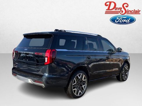 Used 2025 Ford Expedition Platinum w/ Platinum Ultimate Package image 7