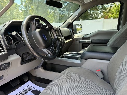 Used 2017 Ford F150 XLT w/ Equipment Group 302A Luxury AWD/4WD image 11