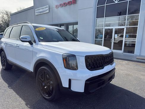 Used 2025 Kia Telluride EX X-Line image 2