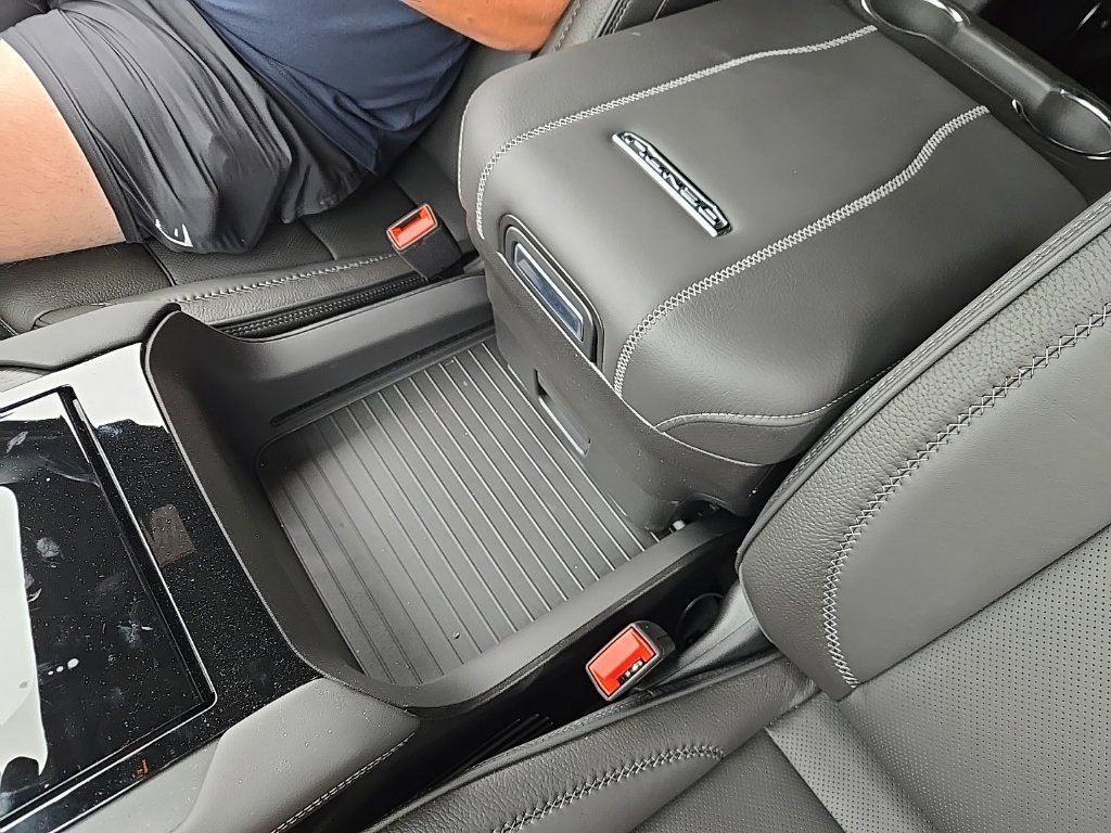 New 2026 GMC Yukon Denali AWD/4WD image 36
