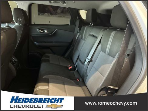 Used 2024 Chevrolet Blazer LT w/ Convenience Package FWD image 12