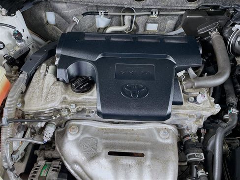 Used 2016 Toyota RAV4 LE AWD/4WD image 30