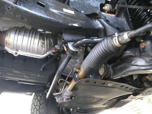 Used 2004 Toyota Tacoma 4x4 Xtracab V6 image 39