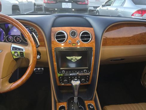 Used 2016 Bentley Continental GT image 4