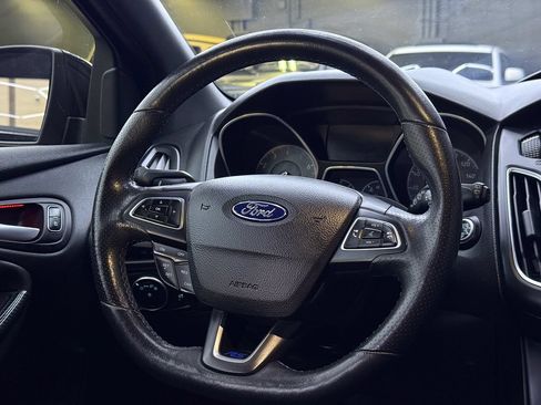 Used 2017 Ford Focus RS AWD/4WD image 20