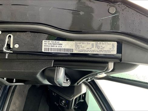 Used 2023 Jeep Grand Cherokee 4WD 4xe image 19