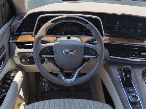 Certified 2024 Cadillac Escalade ESV Sport Platinum w/ LPO, ONYX Package AWD/4WD image 14