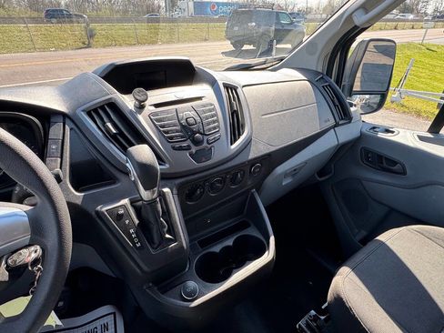Used 2019 Ford Transit 350 XLT image 20