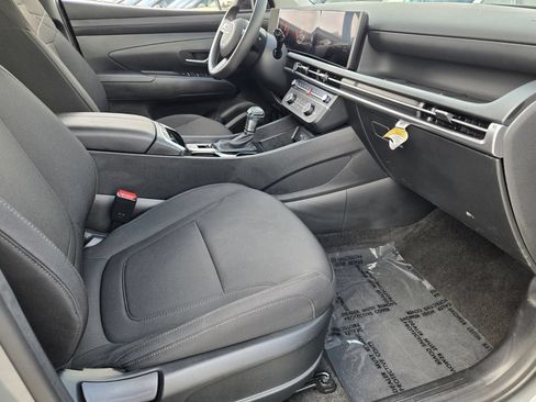 Certified 2026 Hyundai Tucson SE FWD image 16