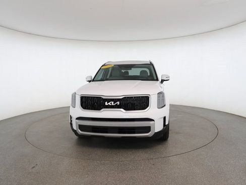 Used 2023 Kia Telluride EX w/ EX Captain's Chair Package image 31