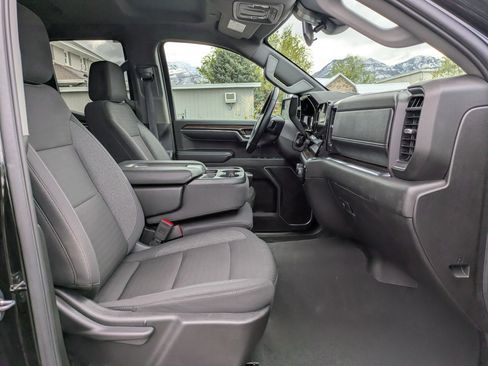 Used 2024 Chevrolet Silverado 1500 LT image 33