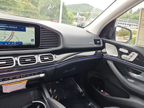 New 2026 Mercedes-Benz GLS 450 4MATIC image 29
