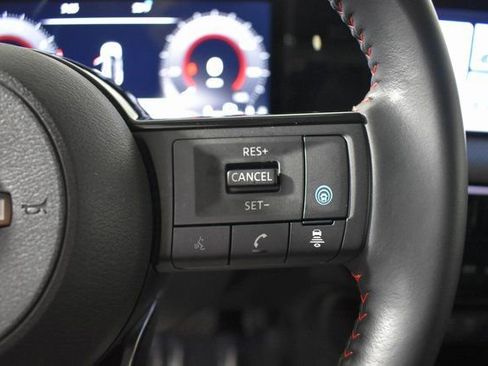 Certified 2025 Nissan Kicks SR image 15