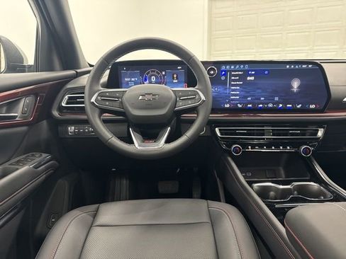 New 2026 Chevrolet Traverse Z71 w/ Driver Confidence Package AWD/4WD image 22