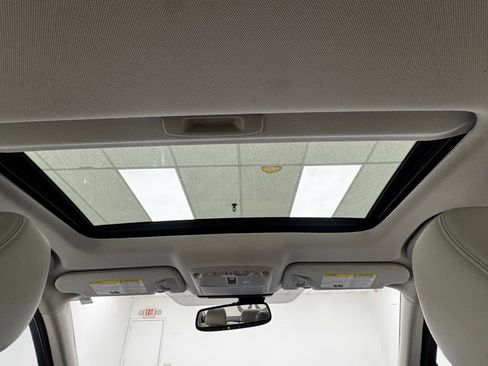 Used 2019 INFINITI Q50 Luxe w/ Essential Package (3.0T Luxe) image 27