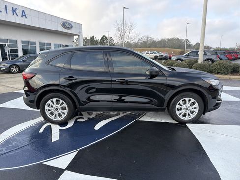 New 2026 Ford Escape Active image 2