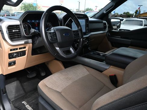 Used 2022 Ford F150 XLT w/ Equipment Group 302A High AWD/4WD image 16