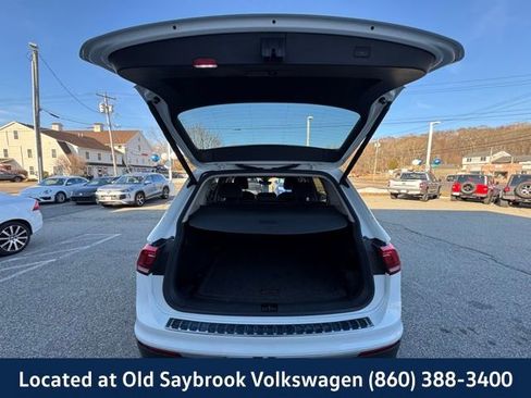 Used 2021 Volkswagen Tiguan SEL image 21