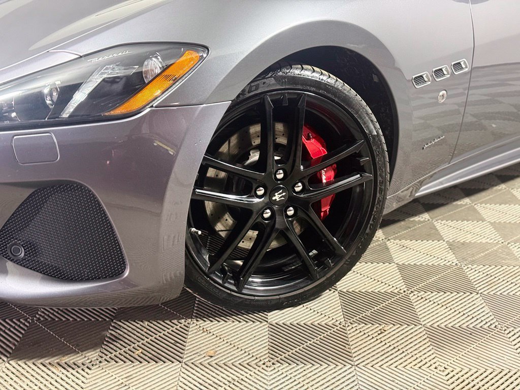 Used 2018 Maserati GranTurismo Sport RWD image 2