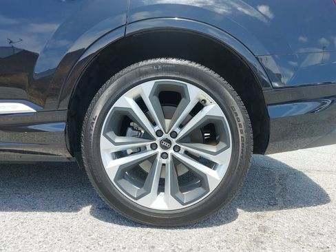 Used 2021 Audi Q7 3.0T Premium Plus w/ Premium Plus Package AWD/4WD image 7
