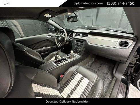 Used 2012 Ford Mustang Shelby GT500 w/ SVT Performance Pkg image 21