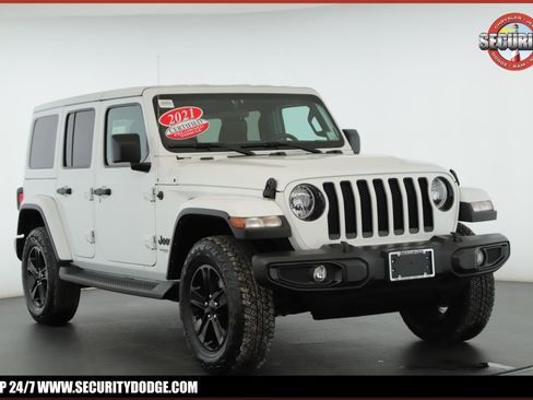 Used 2021 Jeep Wrangler Unlimited Sahara image 1