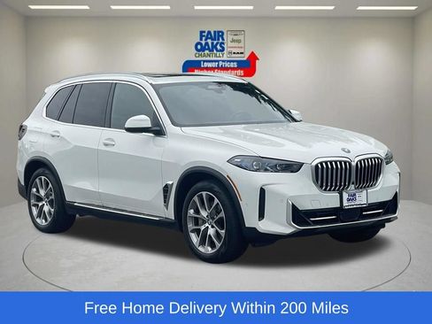 Used 2025 BMW X5 xDrive50e AWD/4WD image 1
